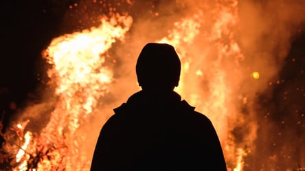 У росії видали пожежу на московському будівництві за спалення військкомату в Харкові - 285x160