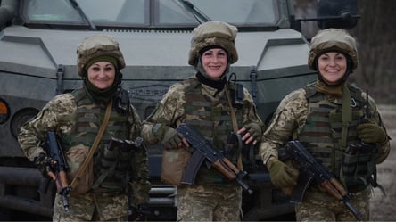 Сколько женщин защищают Украину на фронте — официальные цифры Минобороны - 285x160