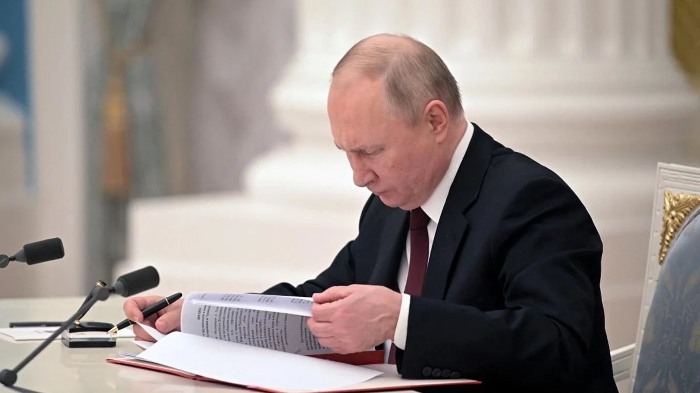 Путін назвав причину, чому Росія вийшла із "зернової угоди"