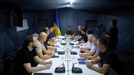 Зеленський на Дніпропетровщині провів нараду щодо водопостачання - 290x166