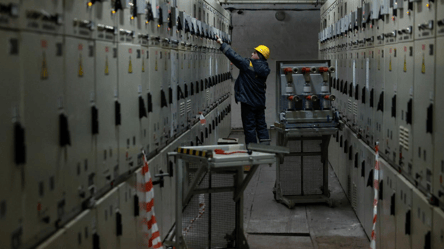 В Укренерго попередили про можливі відключення світла влітку - 290x160