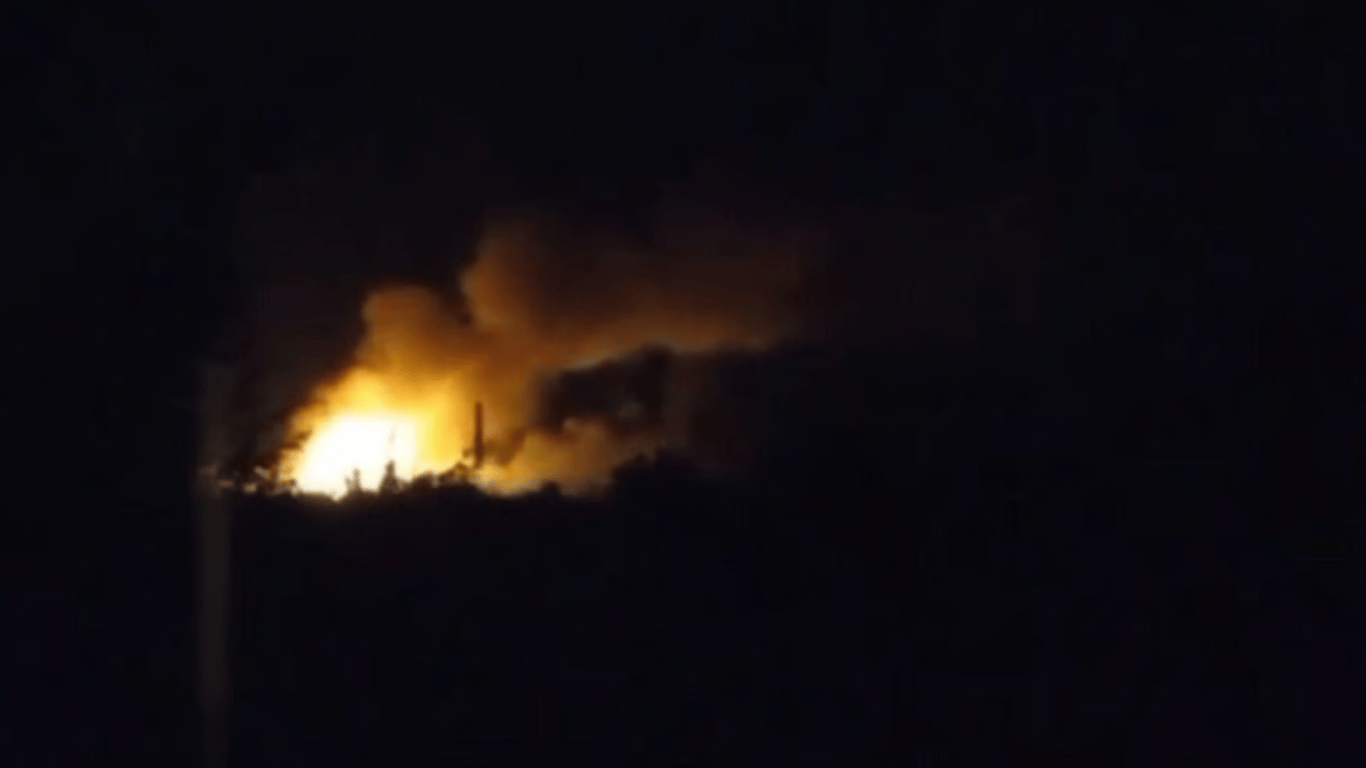 Вражеские ракеты попали по промышленному объекту на Полтавщине