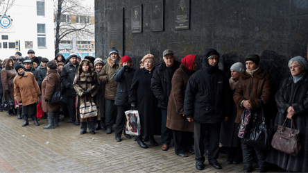 Сколько пенсионеров сейчас в Украине — Пенсионный фонд назвал цифры - 285x160