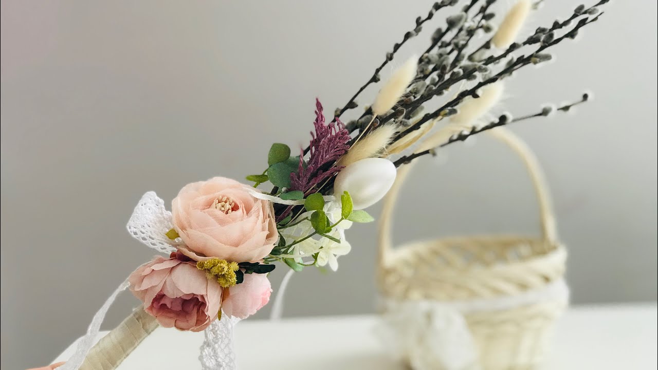 Украшенная верба