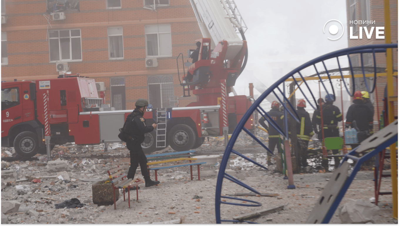 Друга річниця удару по ЖК "Люксембург" в Одесі