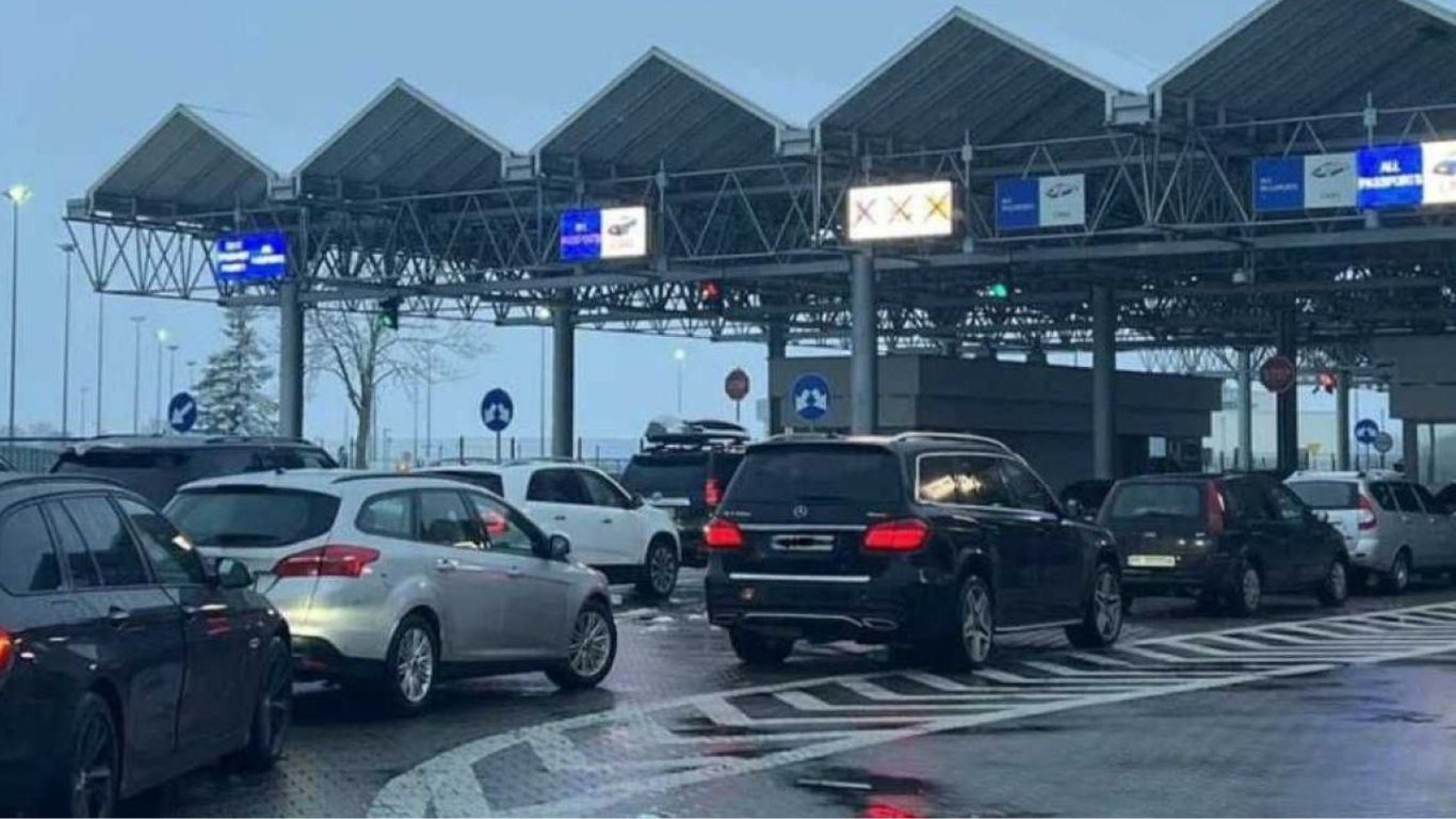 Виїзд з Одеси до Молдови обмежено: ситуація на трасах зараз