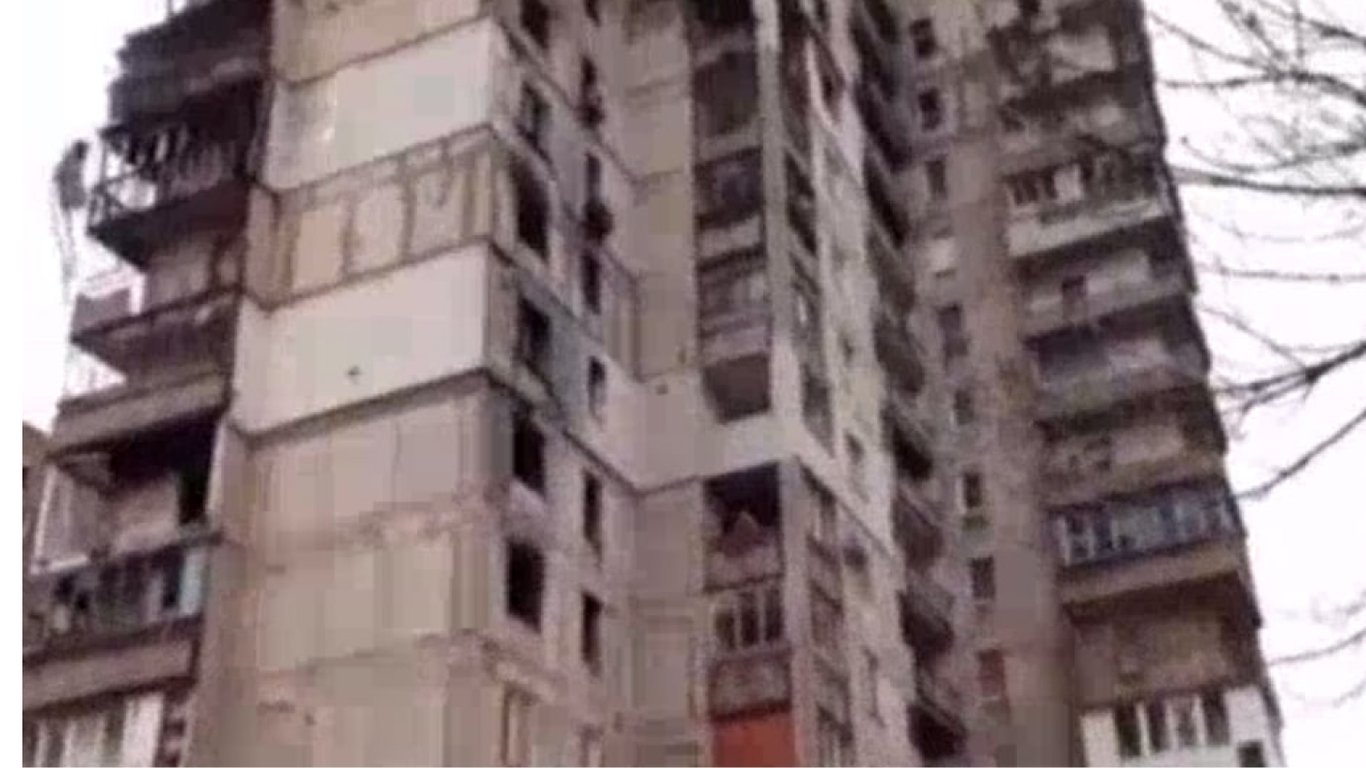 Мешканець Маріуполя показав свою квартиру після "хазяйнування" окупантів