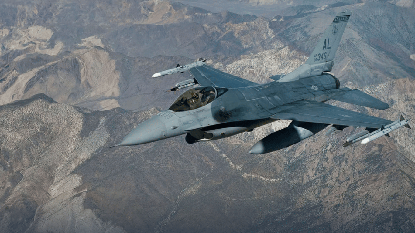 В Нидерландах назвали четкие сроки первых поставок F-16 в Украину