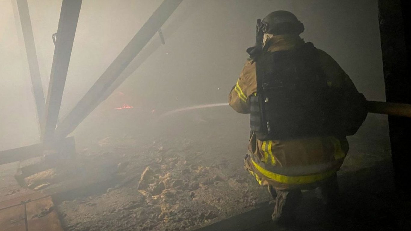 У Харкові російський "Шахед" ударив біля будинків і ресторану