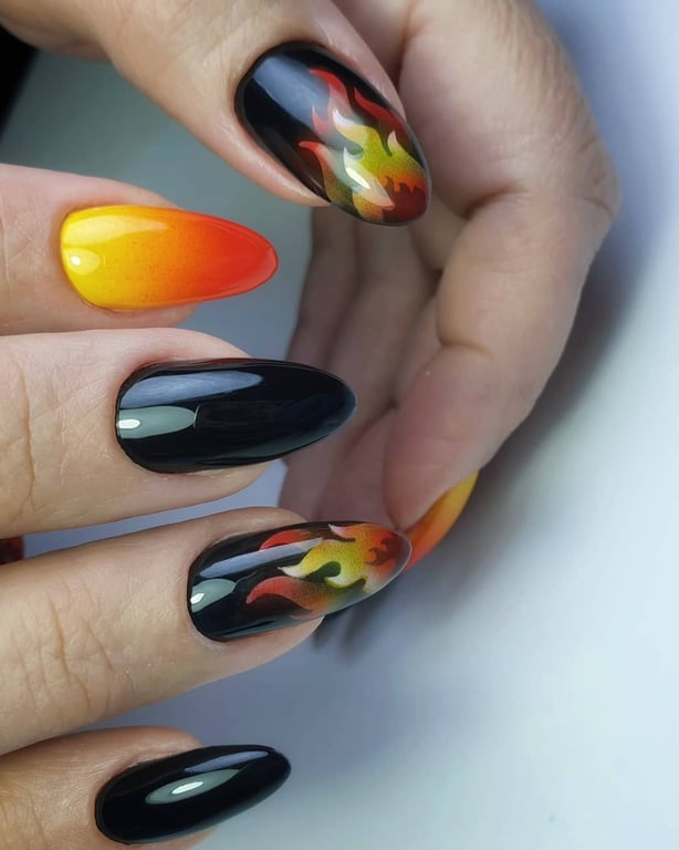 Символи в манікюрі, які захистять від невезіння