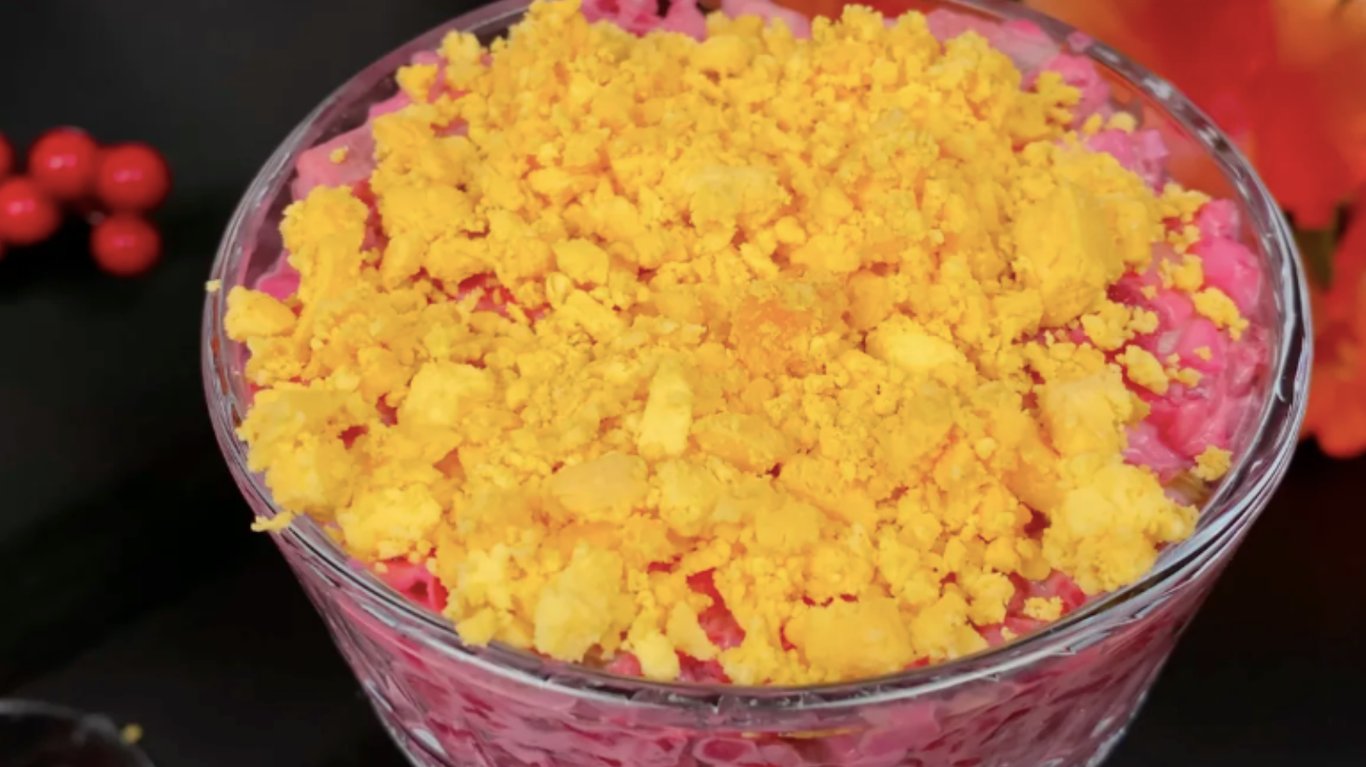 рецепт салату з буряком, сиром та яйцями