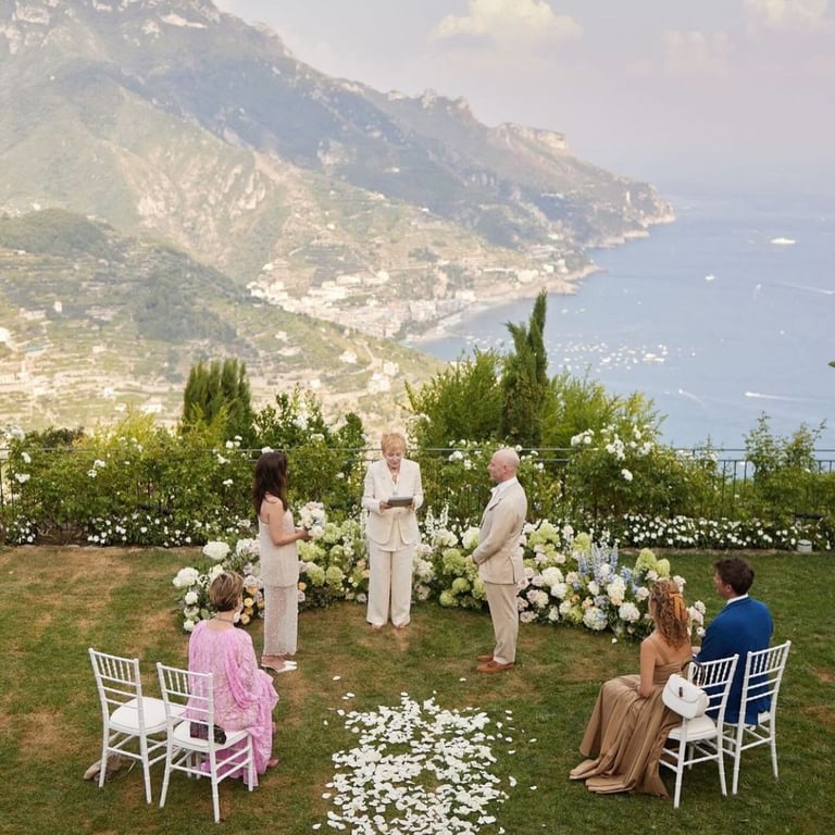 Зірка франшизи "Сутінки" вперше вийшла заміж — хто обранець 48-річної акторки - фото 1