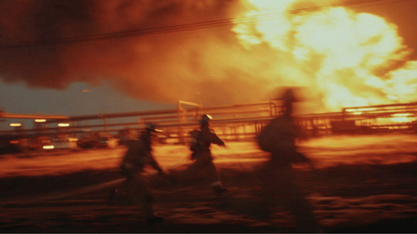 Россияне трое суток подряд атакуют объекты "Нафтогаза": погиб работник