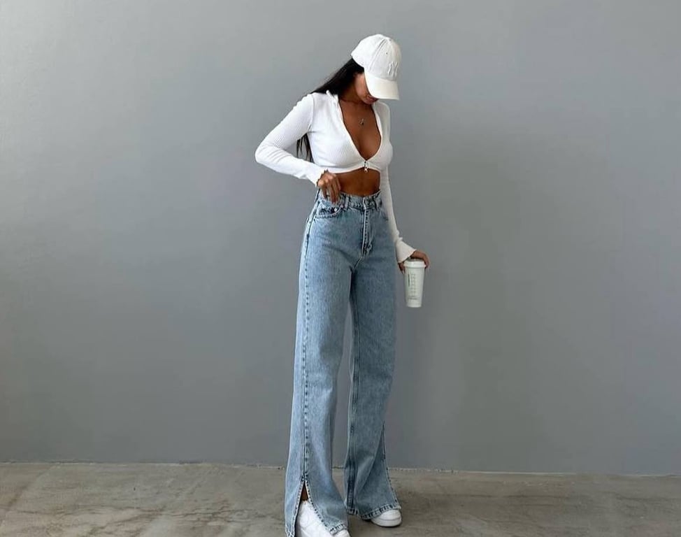 Джинси з високою талією - найуніверсальніший вибір цього сезону
