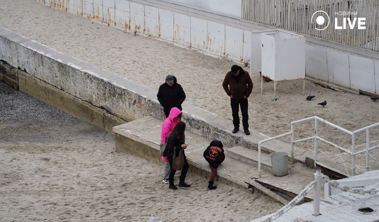 У владі хвиль і вітру — шторм в Одесі очима фотографа Новини.LIVE - фото 3