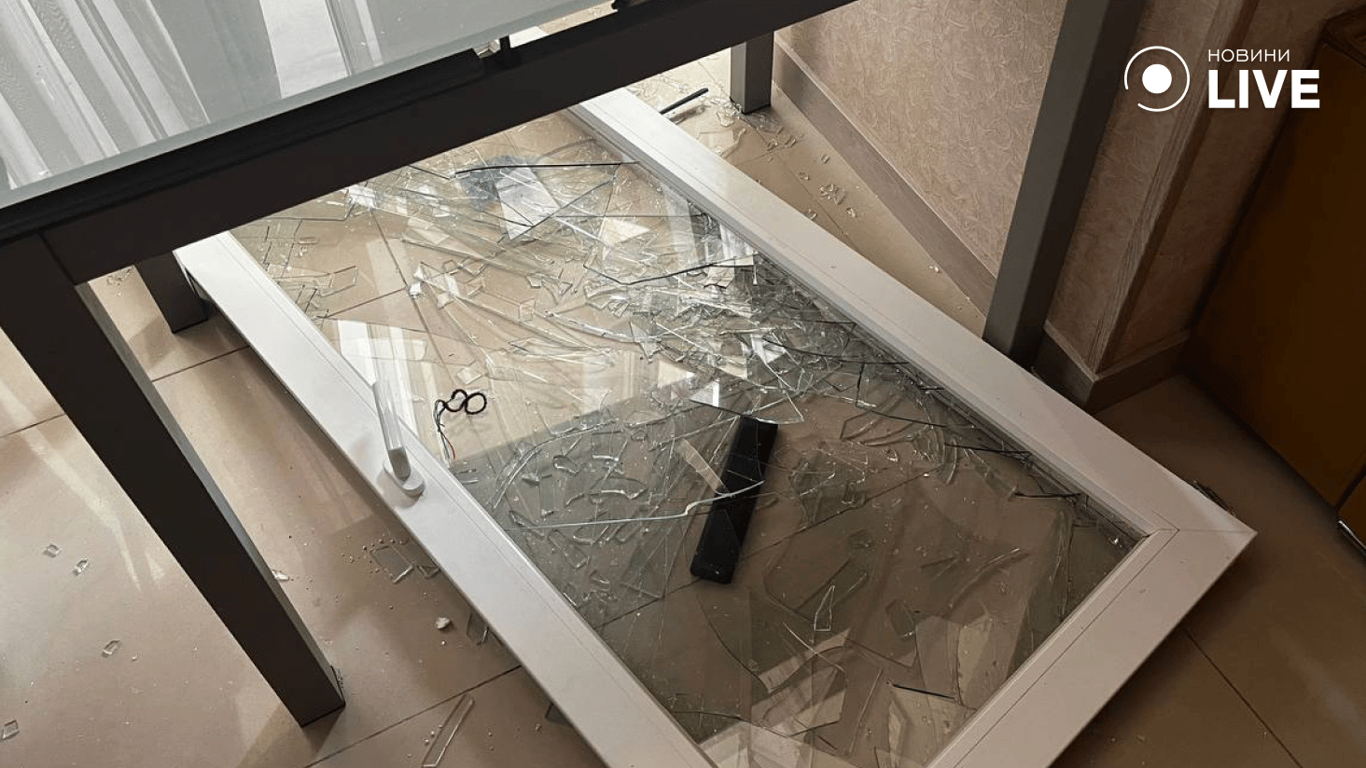 Вибите вікно в квартирі