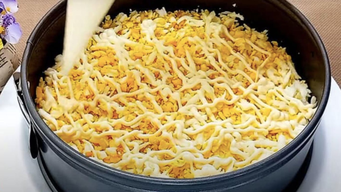 салат Великдень ідеальний після посту, ситний та дуже смачний