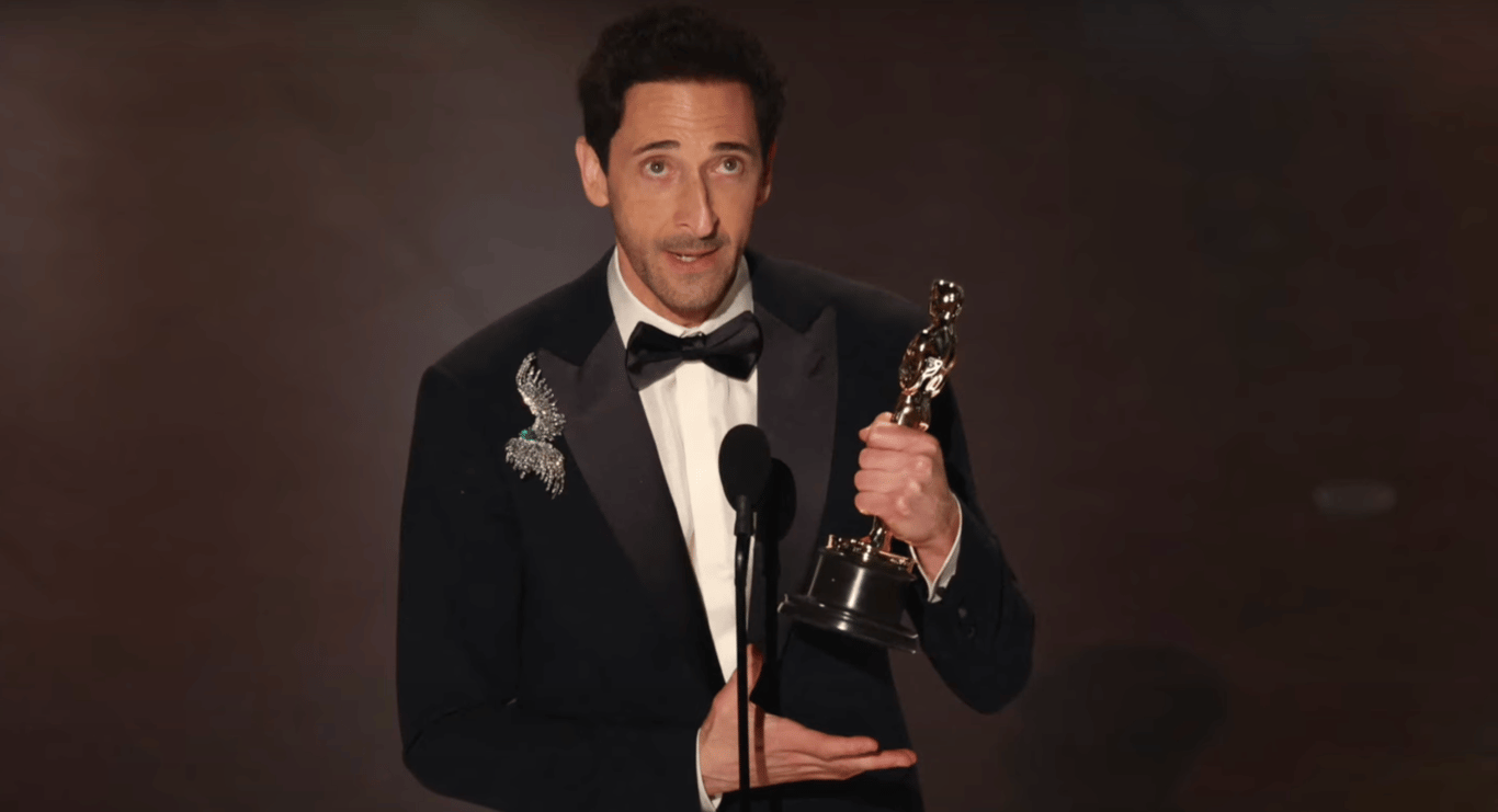 Едріан Броуді мав дуже елегантний вигляд цьогоріч на Оскарі