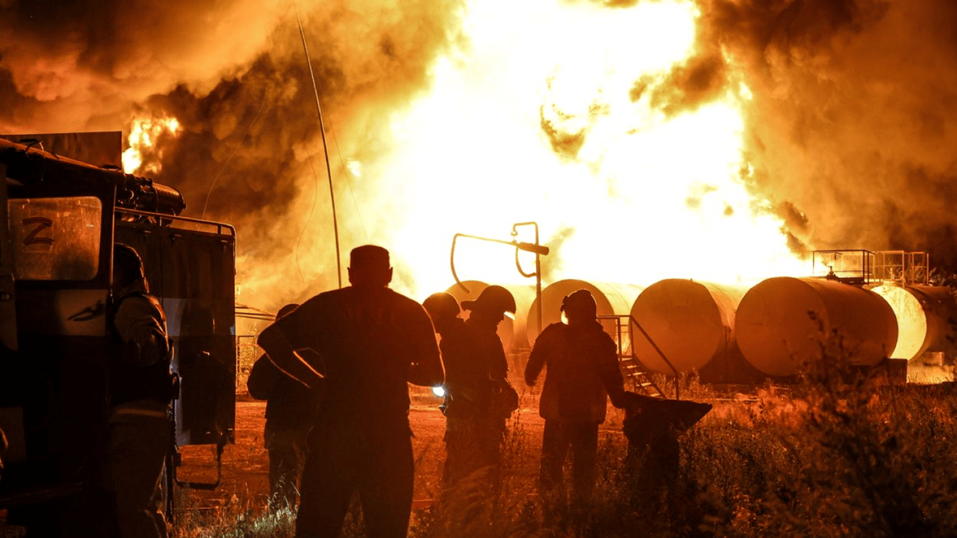 Масштабный пожар: в оккупированной Макеевке горит нефтебаза