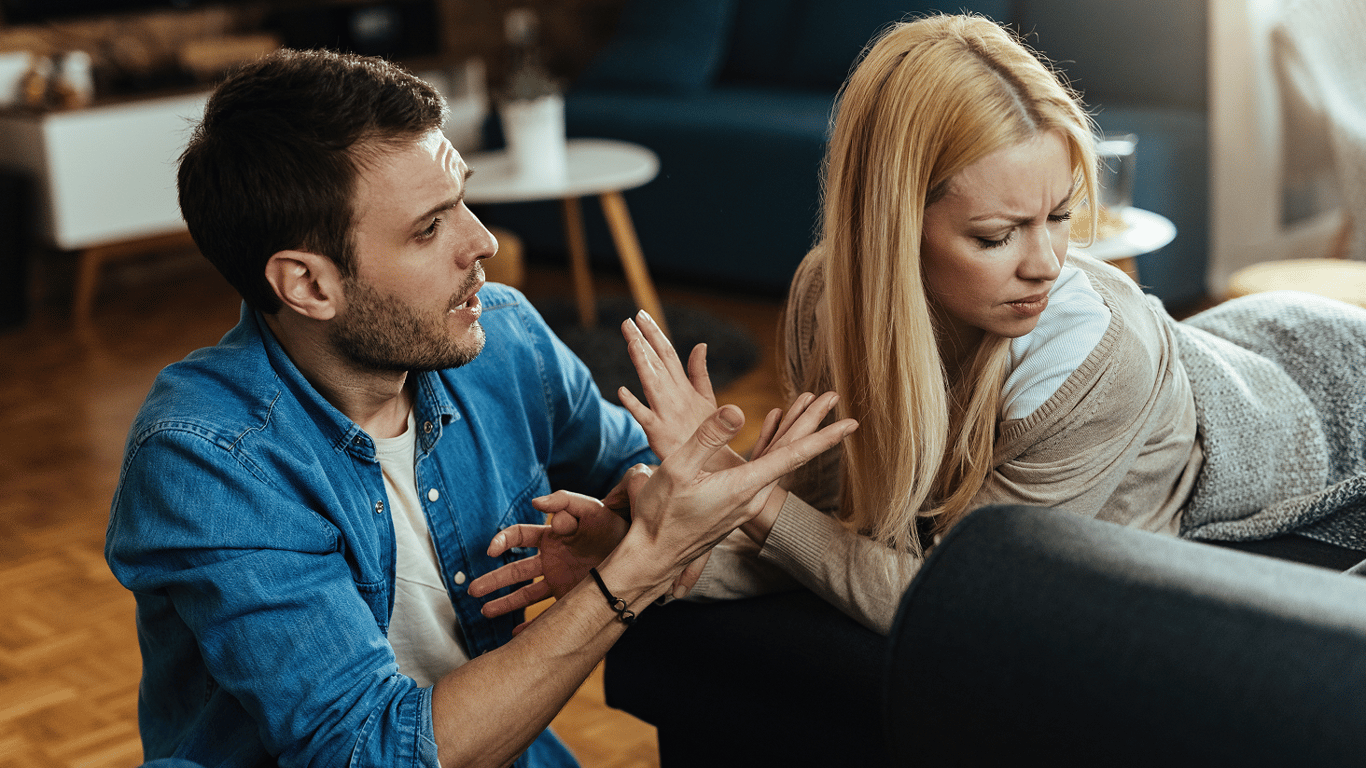 Які фрази вказують на несерйозні наміри жінки