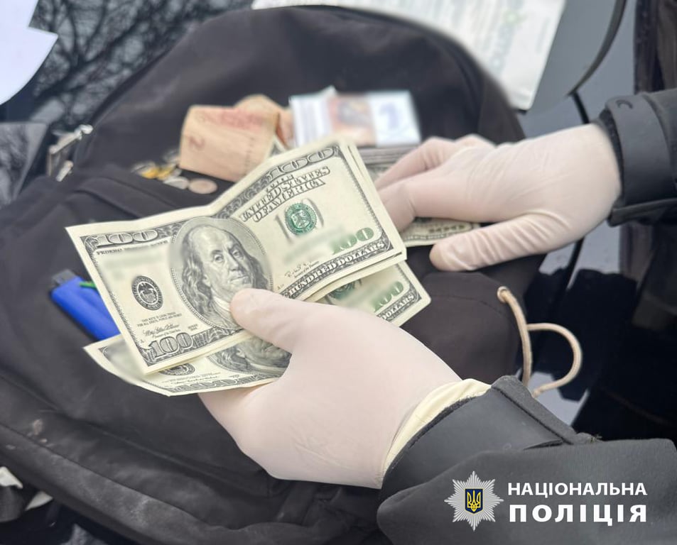 Вимагав взятки за фіктивні повістки
