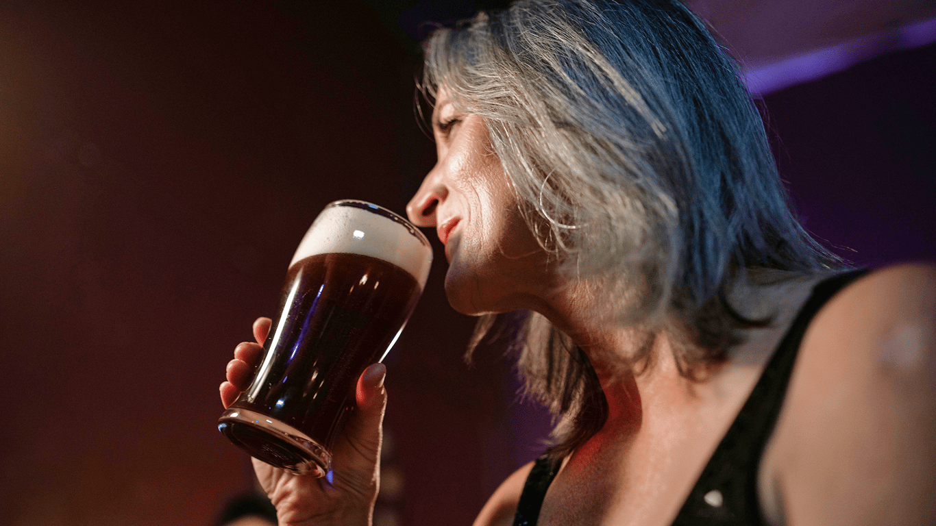 Дати народження схильних до алкоголізму людей