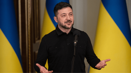 Зеленський висловився про юнаків, які виїхали з України - 285x160