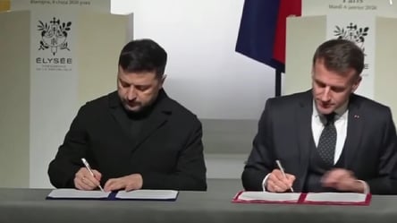 Zelensky signs declaration for multinational forces in Ukraine - 304x171