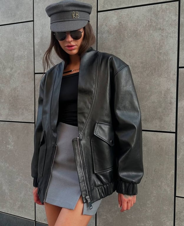 Шкіряні куртки мають завжди актуальний вигляд