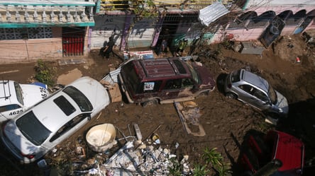 В Акапулько в Мексике в результате урагана Отис погибли по меньшей мере 50 человек - 285x160