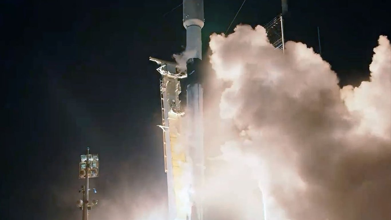 SpaceX с космодромов в США запустила очередные интернет-спутники Starlink