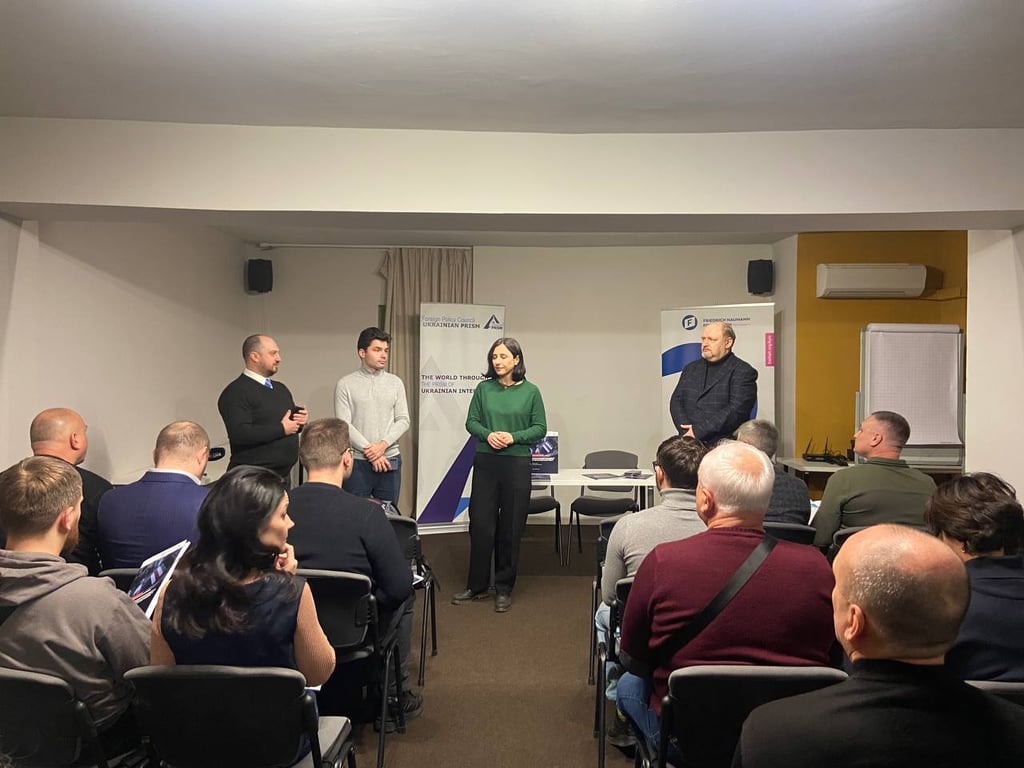 Гірше, ніж на початку війни —  великі проблеми добровольців з РБ - фото 1