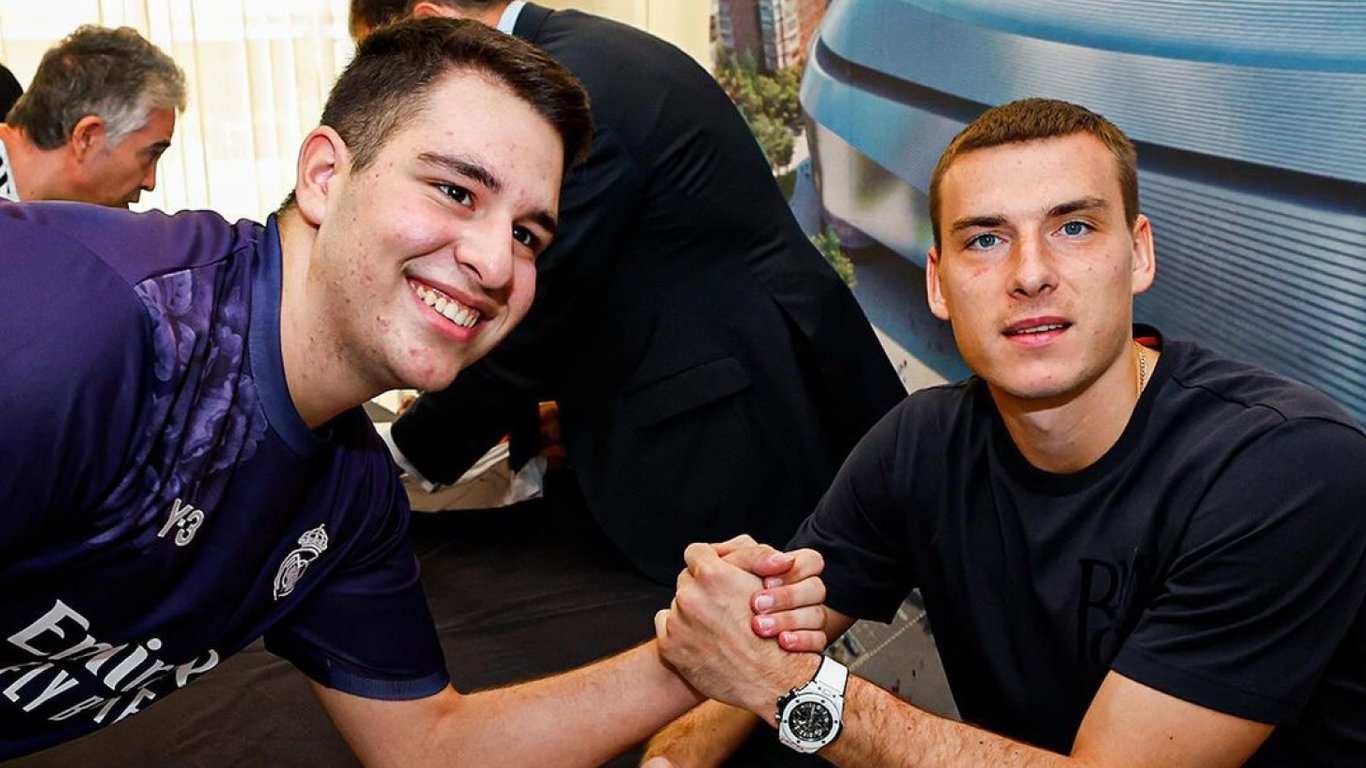 Андрей Лунин