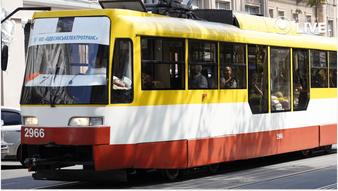 Трамвай на вулицях Одеси. Фото: Новини.LIVE/ Юлія Браславська 