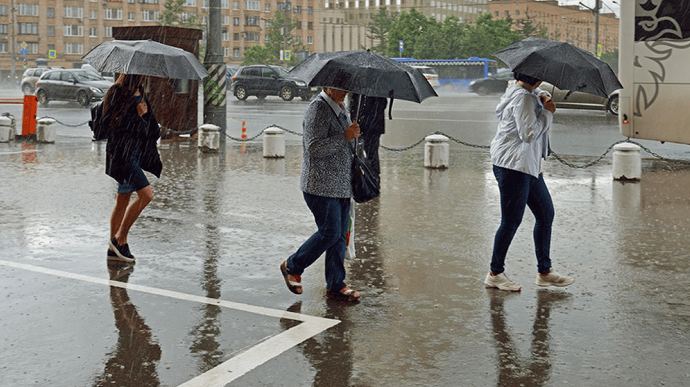 Погода в Україні в п'ятницю, 24 травня — де синоптики обіцяють грози, дощі