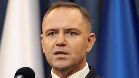 Образив Навроцького — у Польщі звільнили журналіста з України - 285x160