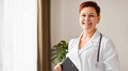 День медика 27 липня — красиві листівки та привітання зі святом - 285x160