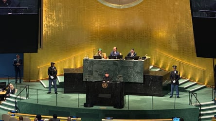 Зеленський: Путін знову заявив США, що захопить Донецьку область - 290x166