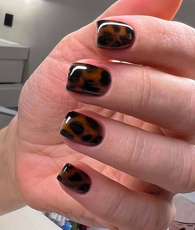 Nail design for scorpio