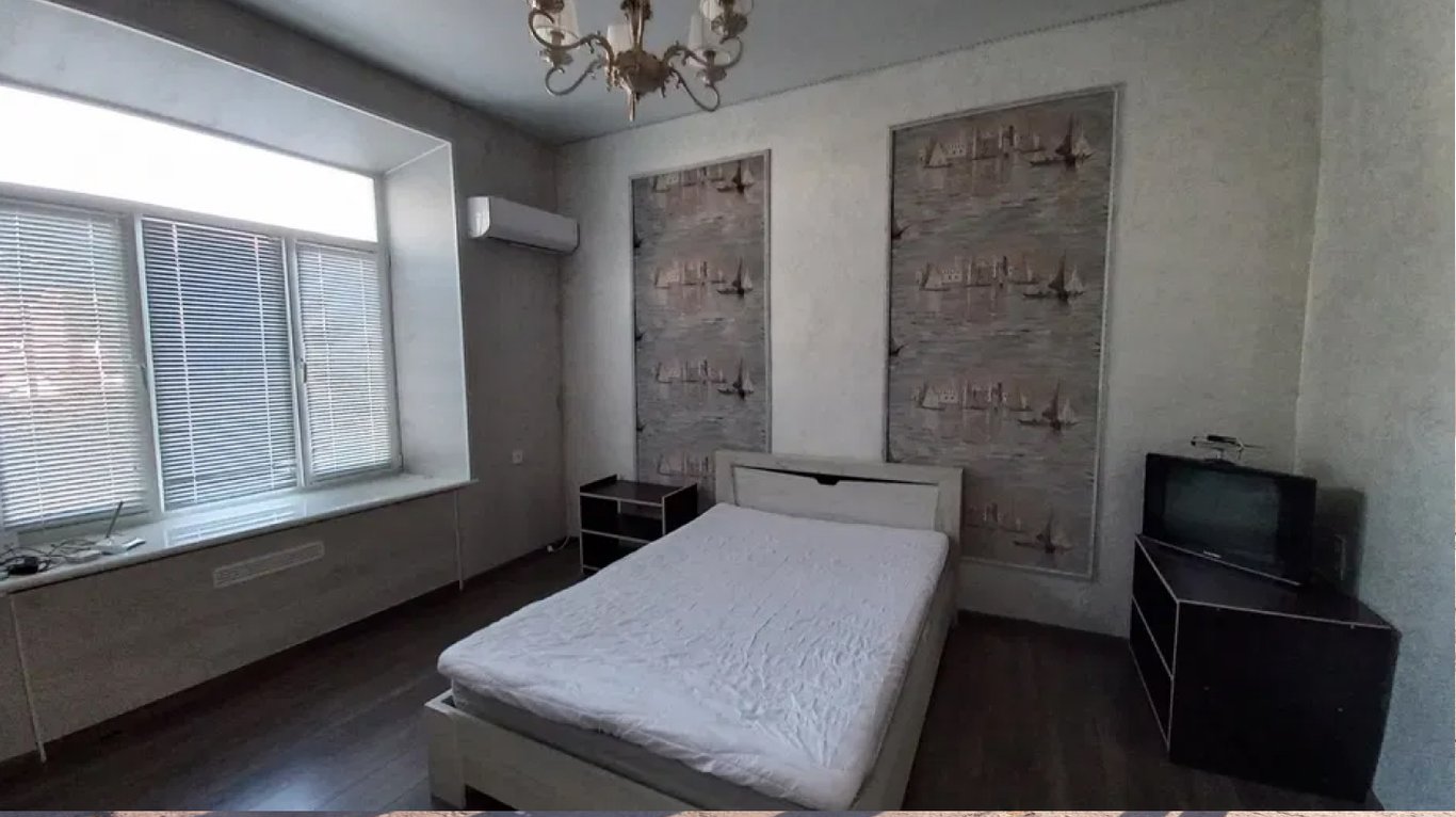 В Одесі здають квартиру з власним бомбосховищем — яка ціна - фото 1