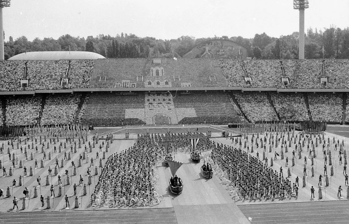 Как киевляне праздновали День Киева впервые в 1982 году – в сети показали уникальные архивные фото