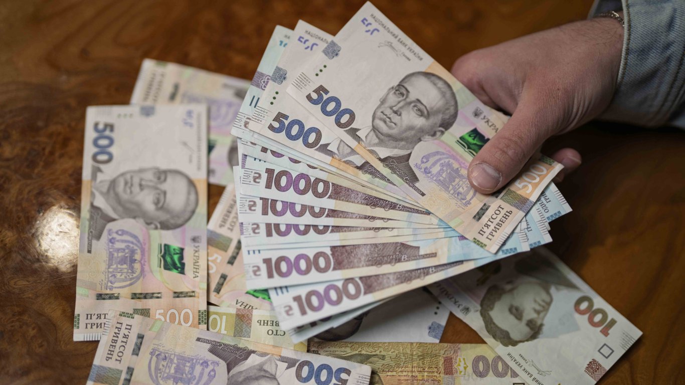 В яких випадках не стягують митні платежі: 4 критерії для звільнення від податків