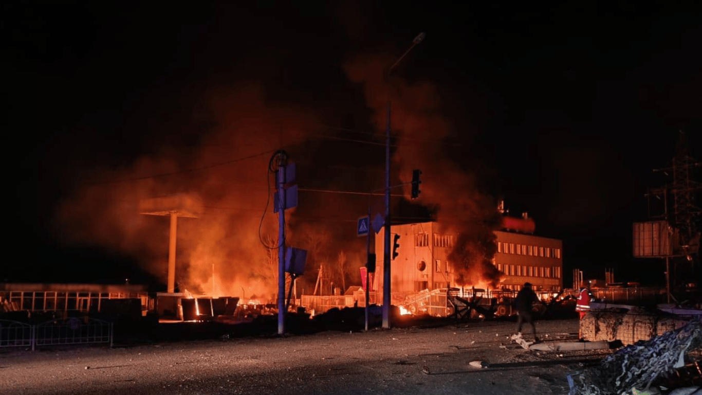 У поліції Харківщини розповіли, скільки постраждало людей та які наслідки обстрілу міста