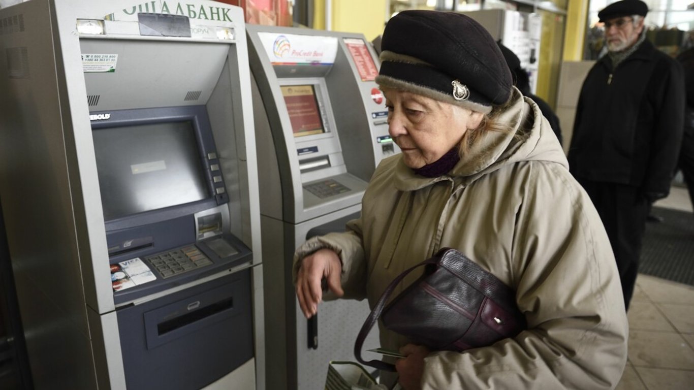 Украина задолжала пенсионерам 66 млрд грн — каким категориям граждан задолжало  государство