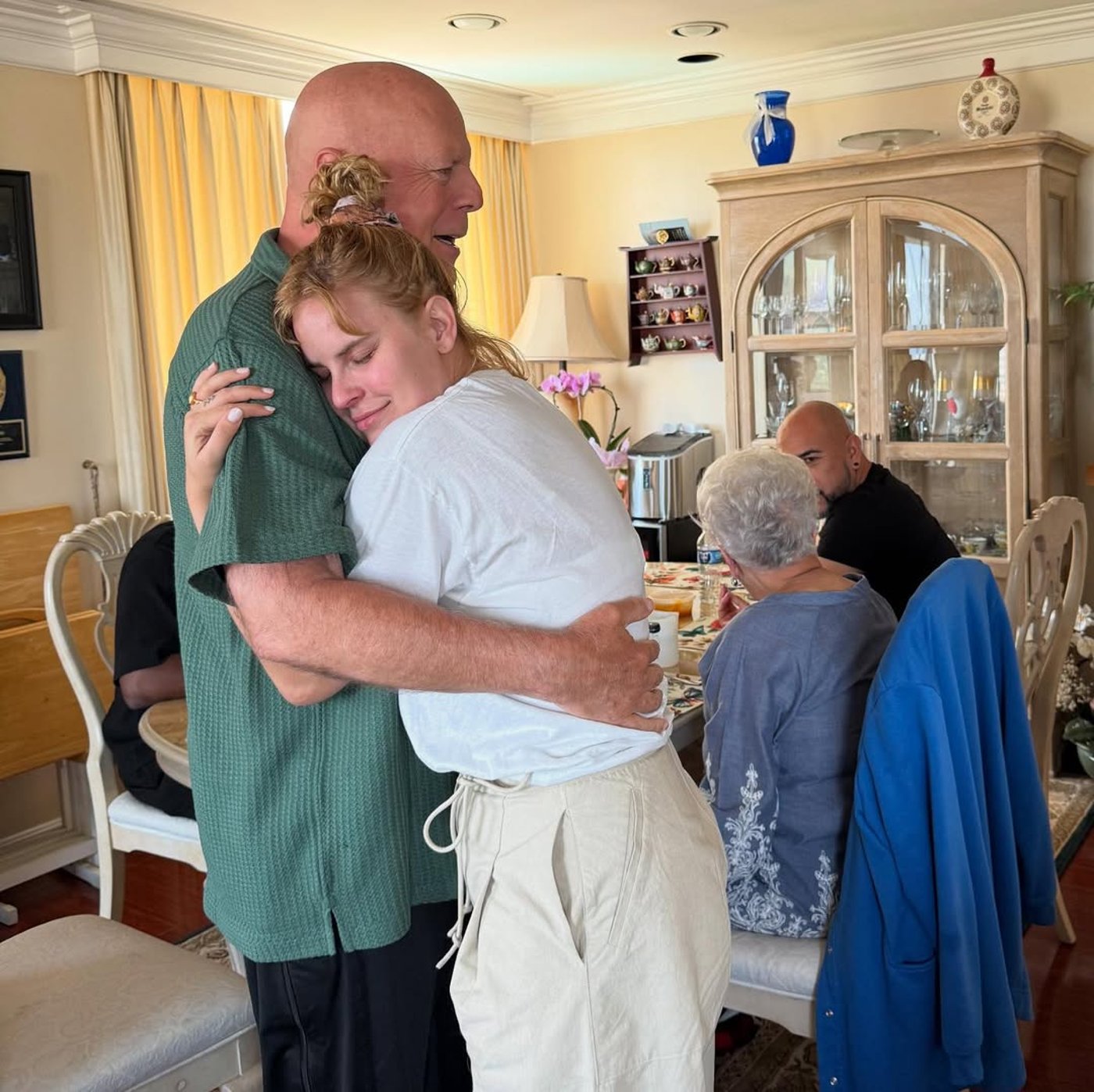 Який вигляд має Брюс Вілліс - фото