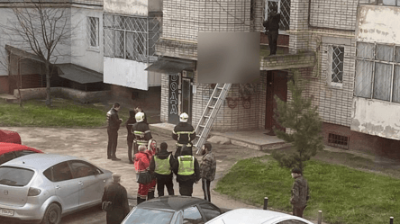 У Львові дівчина випала з вікна багатоповерхівки - 290x166