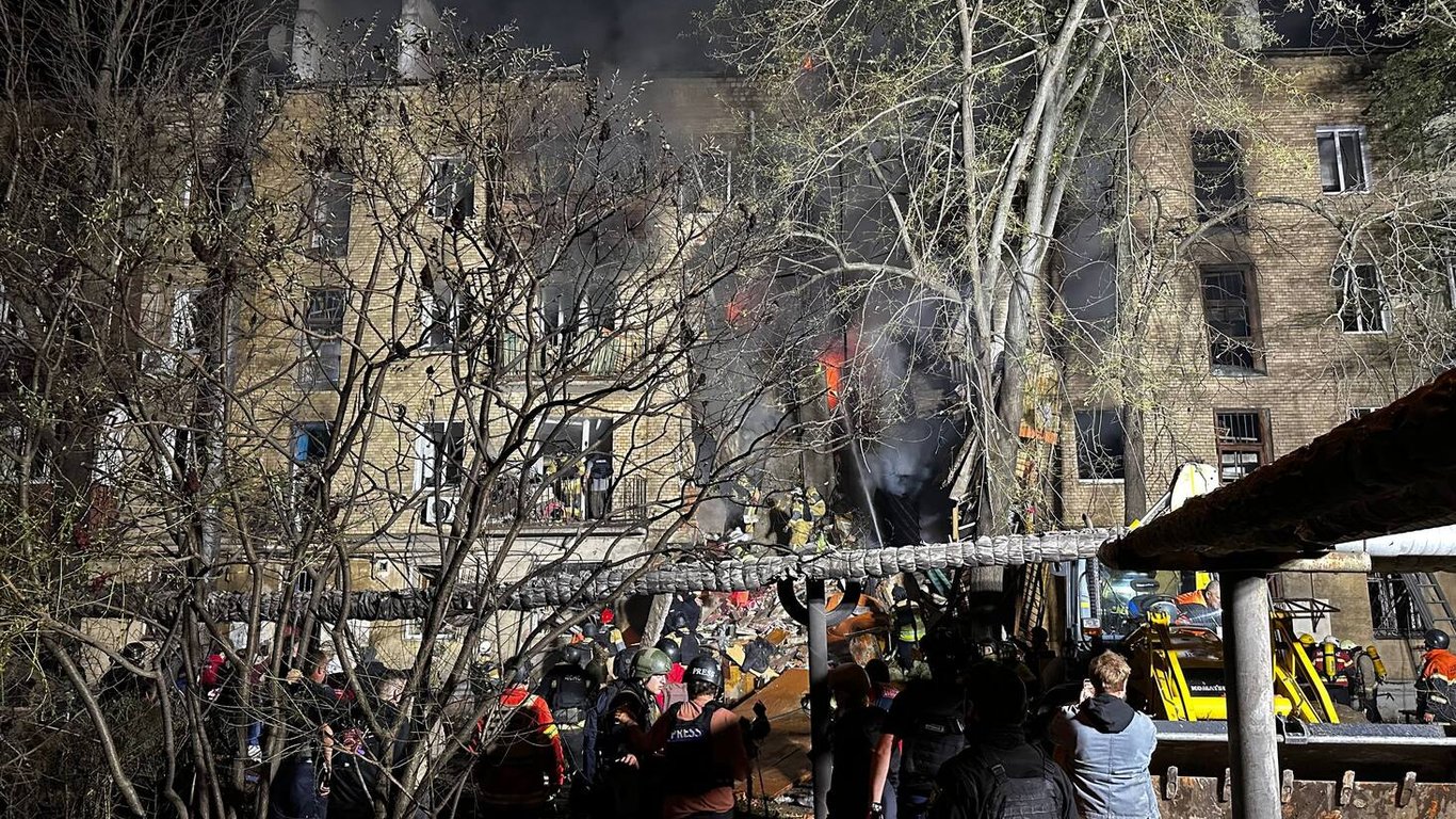 У Харкові під завалами виявили тіла трьох загиблих