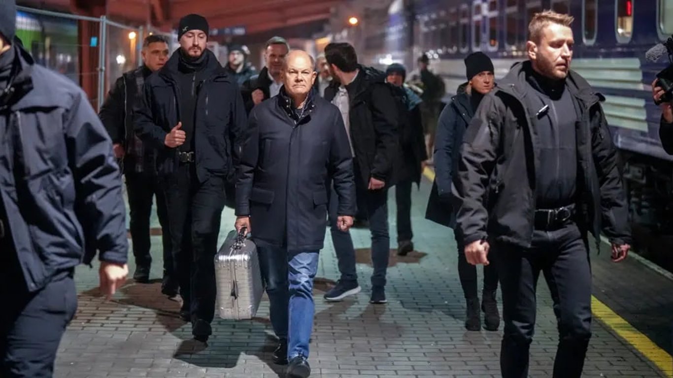 Scholz arrived in Kyiv on December 2 - what is known