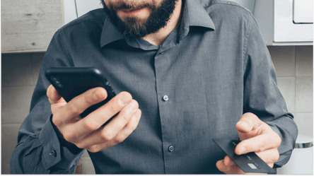 Банк може брати комісію з ваших грошей — як уникнути списання - 285x160