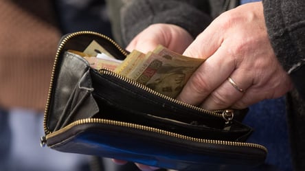 Доплата до пенсії 648 грн щомісяця: хто з українців отримає у жовтні - 290x160